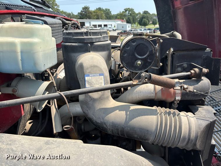 image for item DZ4524 1992 GMC C7 TopKick hook lift truck