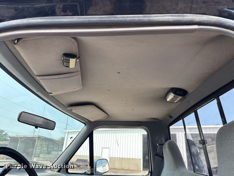 image for item DZ4525 1996 Ford F150 XL pickup truck