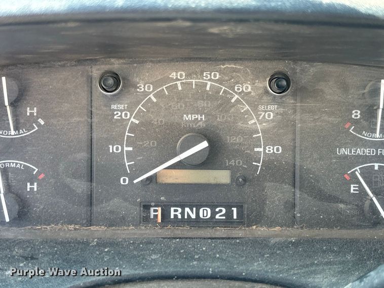 image for item DZ4525 1996 Ford F150 XL pickup truck