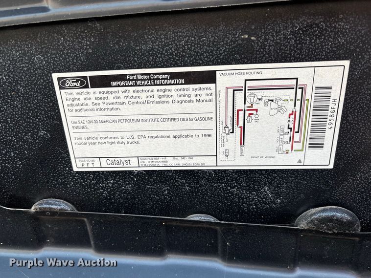 image for item DZ4525 1996 Ford F150 XL pickup truck