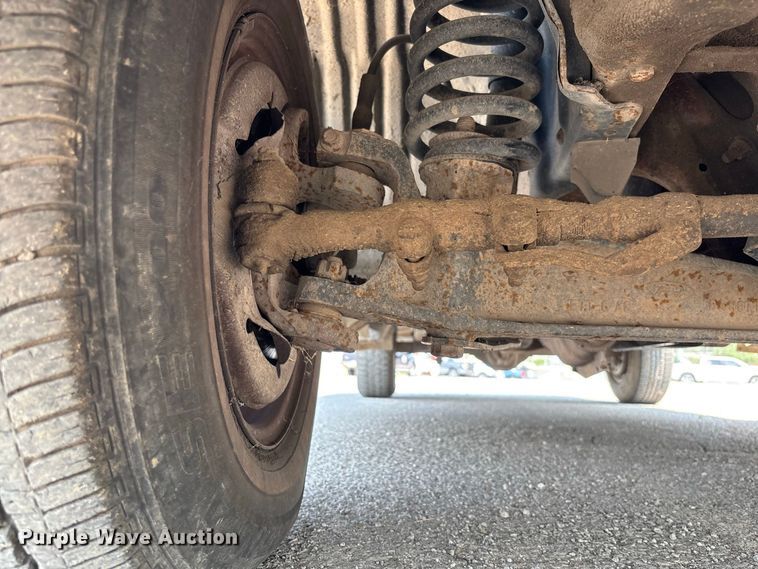 image for item DZ4525 1996 Ford F150 XL pickup truck