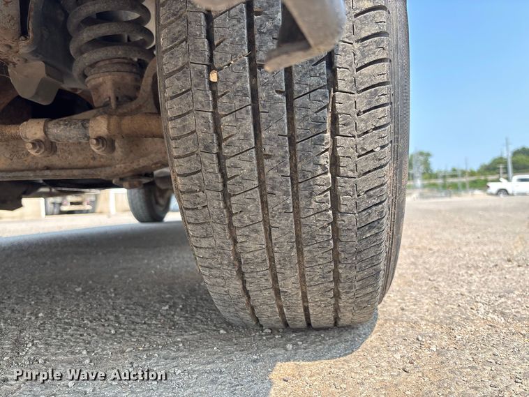 image for item DZ4525 1996 Ford F150 XL pickup truck