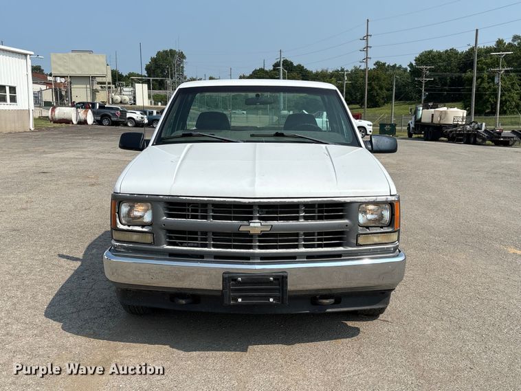 image for item DZ4526 1998 Chevrolet 1500 pickup truck