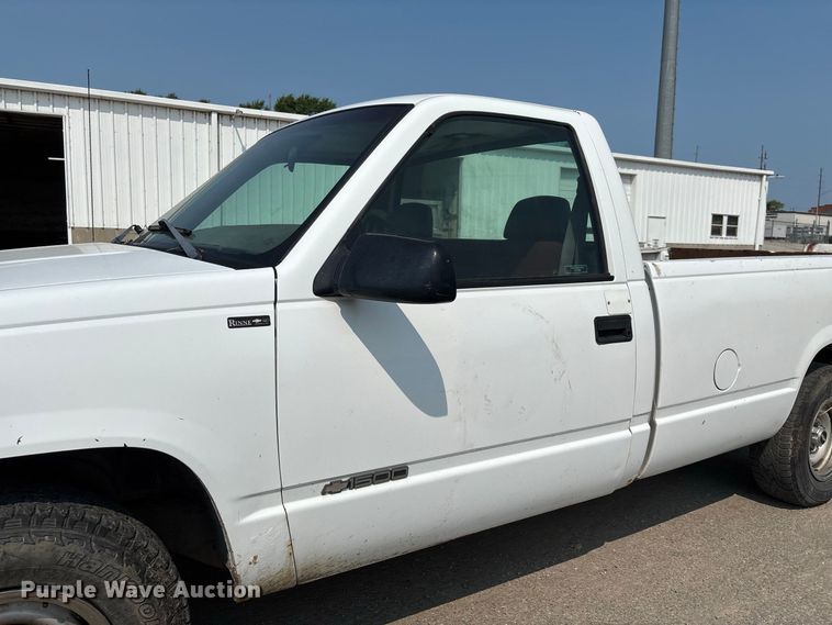 image for item DZ4526 1998 Chevrolet 1500 pickup truck