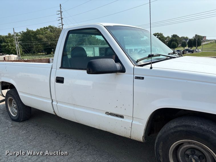 image for item DZ4526 1998 Chevrolet 1500 pickup truck