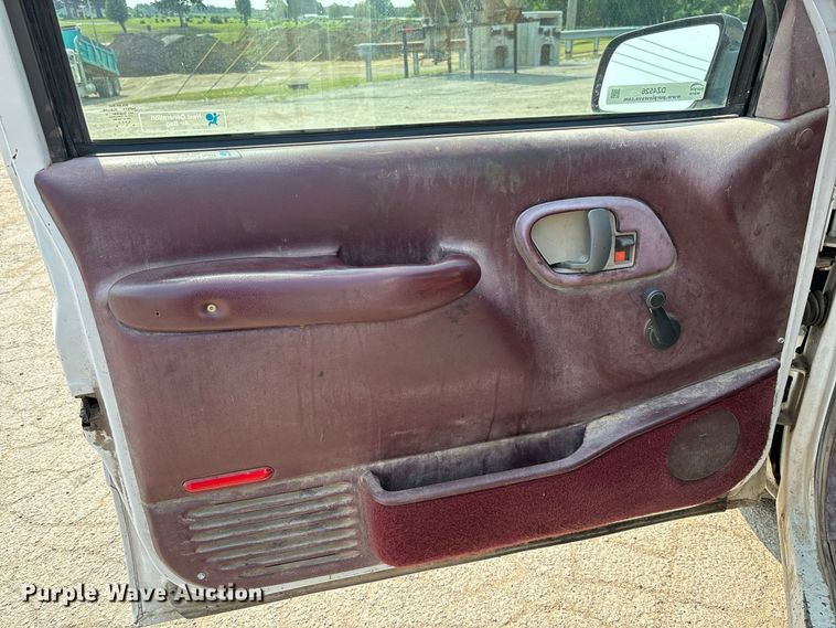 image for item DZ4526 1998 Chevrolet 1500 pickup truck