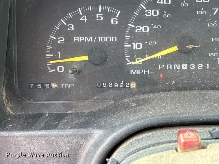image for item DZ4526 1998 Chevrolet 1500 pickup truck