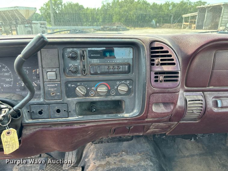 image for item DZ4526 1998 Chevrolet 1500 pickup truck