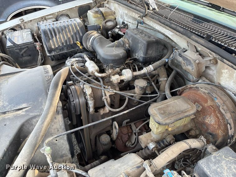 image for item DZ4526 1998 Chevrolet 1500 pickup truck