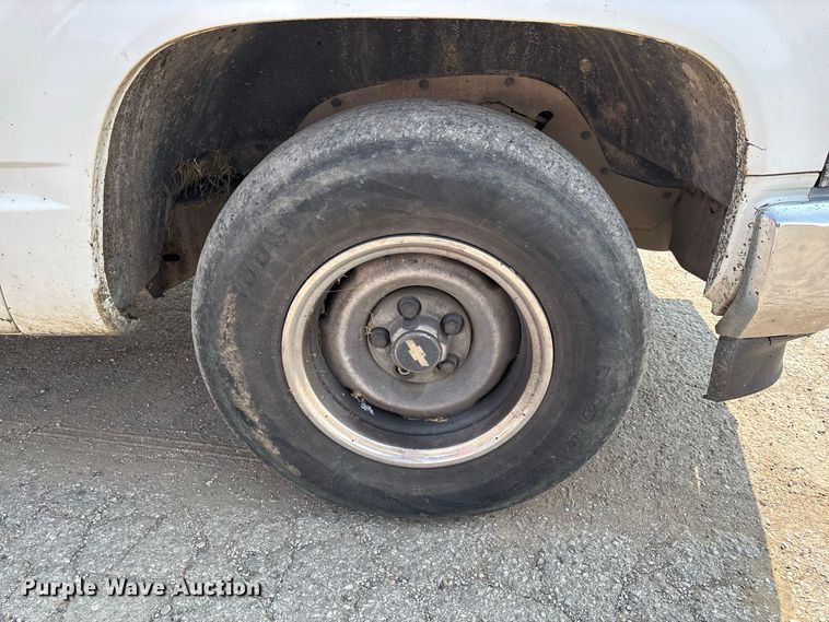 image for item DZ4526 1998 Chevrolet 1500 pickup truck