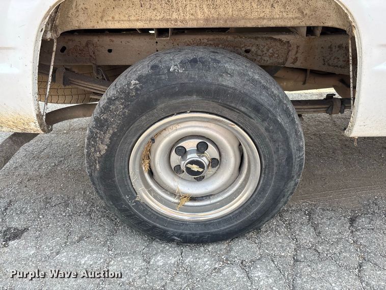 image for item DZ4526 1998 Chevrolet 1500 pickup truck