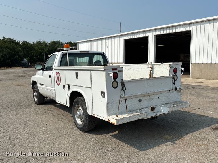 image for item DZ4527 2000 Dodge Ram 2500 utility bed pickup truck