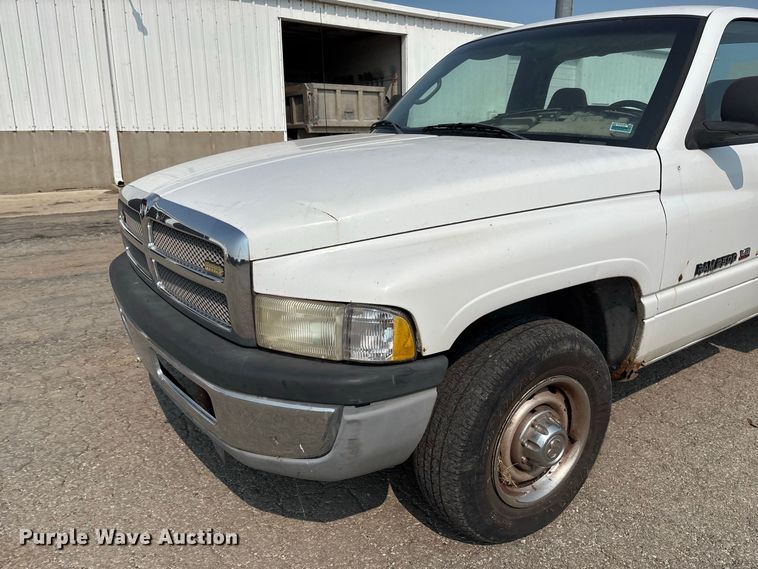 image for item DZ4527 2000 Dodge Ram 2500 utility bed pickup truck