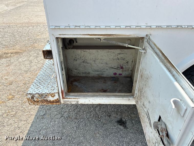 image for item DZ4527 2000 Dodge Ram 2500 utility bed pickup truck