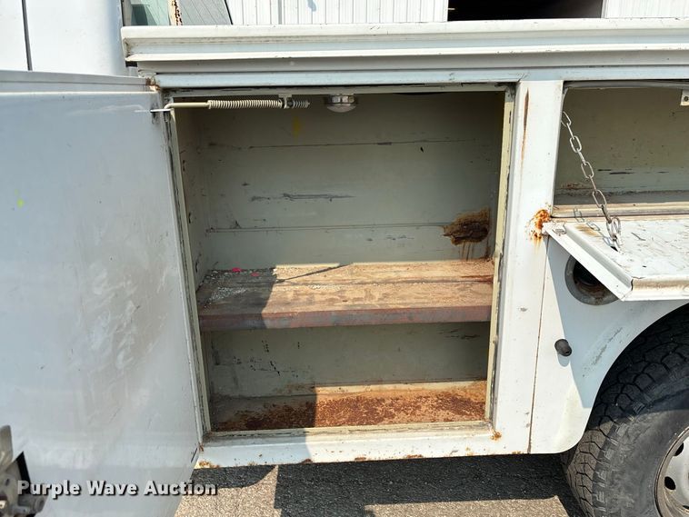 image for item DZ4527 2000 Dodge Ram 2500 utility bed pickup truck