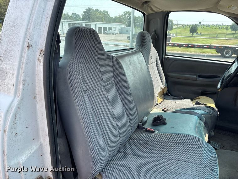 image for item DZ4527 2000 Dodge Ram 2500 utility bed pickup truck