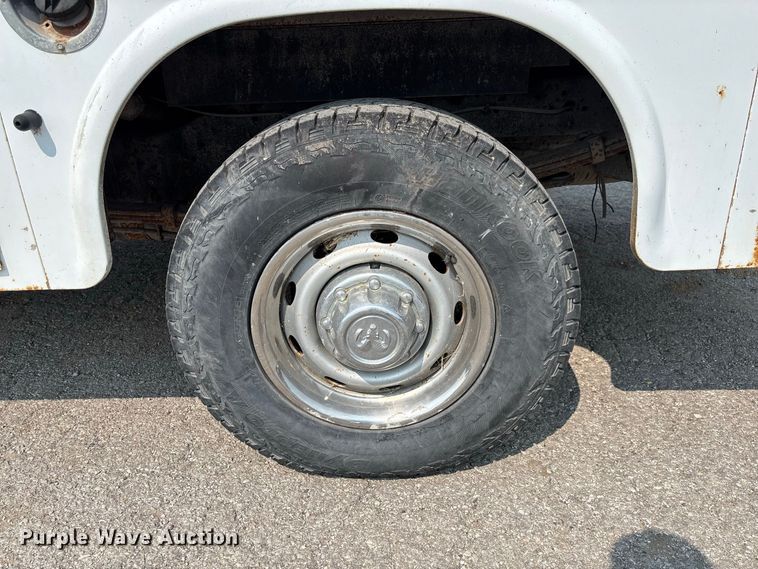 image for item DZ4527 2000 Dodge Ram 2500 utility bed pickup truck
