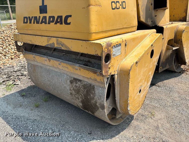 image for item DZ4528 Dynapac CC-10 double drum vibratory roller