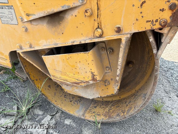 image for item DZ4528 Dynapac CC-10 double drum vibratory roller