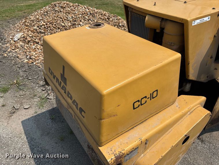image for item DZ4528 Dynapac CC-10 double drum vibratory roller