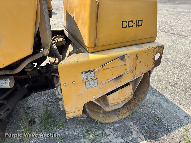image for item DZ4528 Dynapac CC-10 double drum vibratory roller