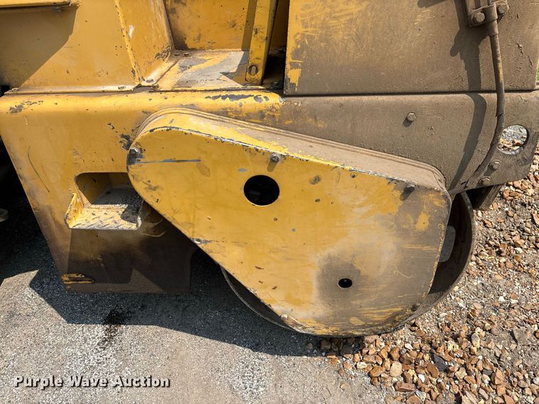 image for item DZ4528 Dynapac CC-10 double drum vibratory roller