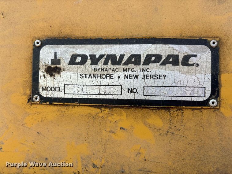 image for item DZ4528 Dynapac CC-10 double drum vibratory roller