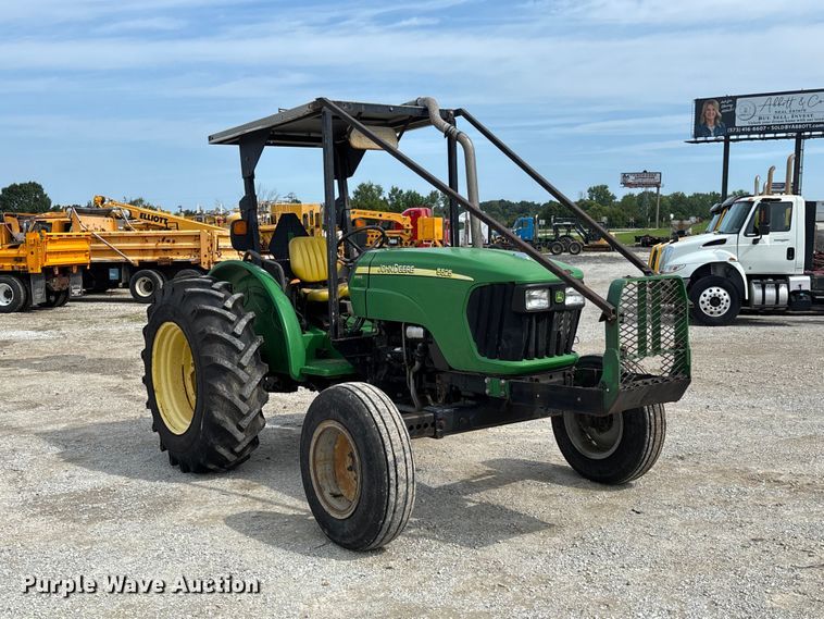 image for item DZ4540 2006 John Deere 5525 tractor