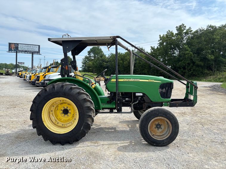 image for item DZ4540 2006 John Deere 5525 tractor