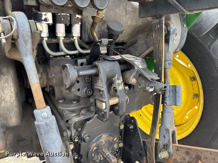 image for item DZ4540 2006 John Deere 5525 tractor