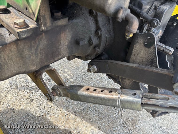 image for item DZ4540 2006 John Deere 5525 tractor