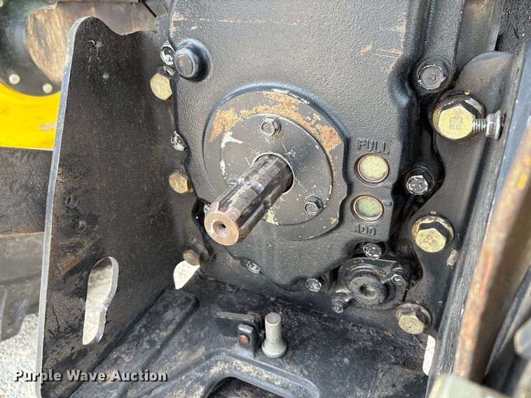 image for item DZ4540 2006 John Deere 5525 tractor