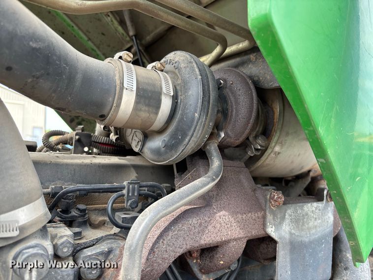 image for item DZ4540 2006 John Deere 5525 tractor
