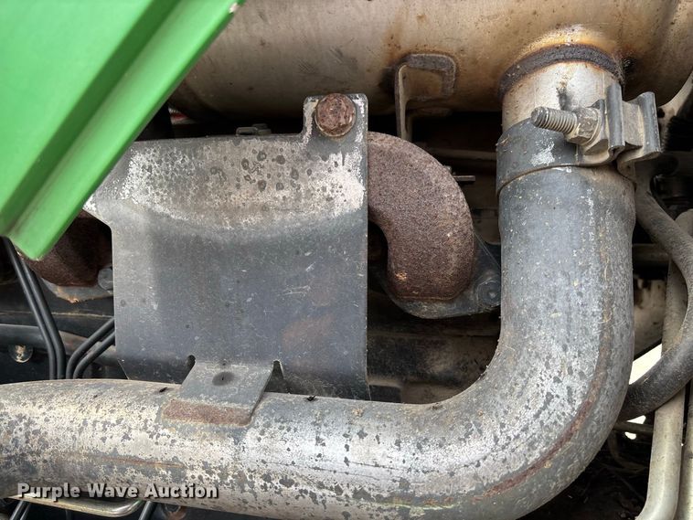 image for item DZ4540 2006 John Deere 5525 tractor