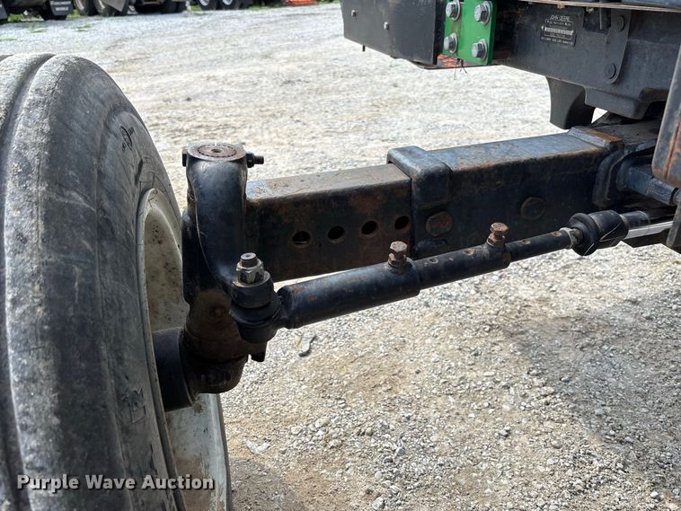image for item DZ4540 2006 John Deere 5525 tractor