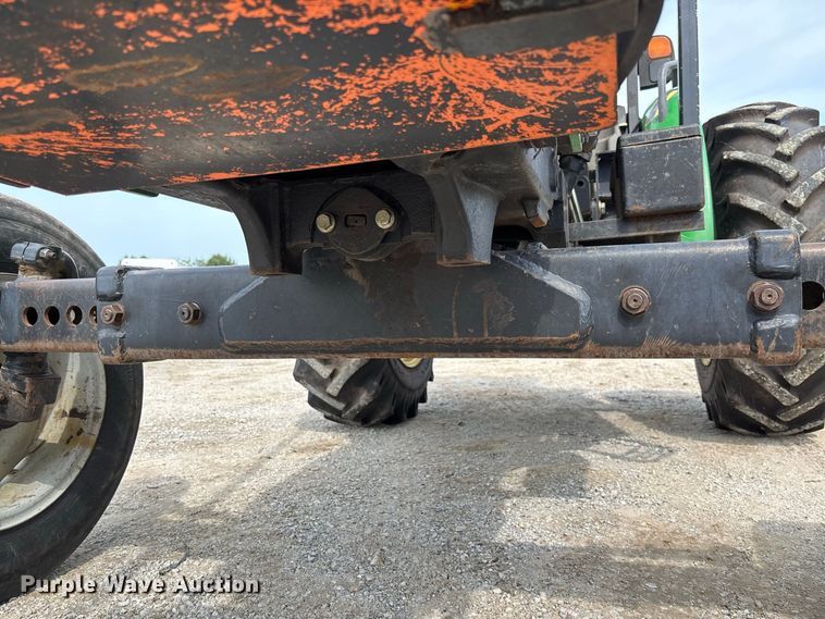 image for item DZ4540 2006 John Deere 5525 tractor