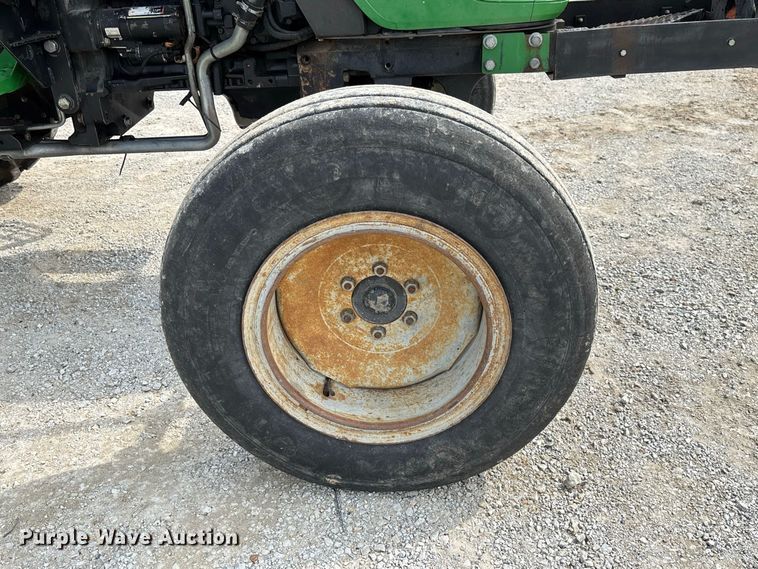 image for item DZ4540 2006 John Deere 5525 tractor