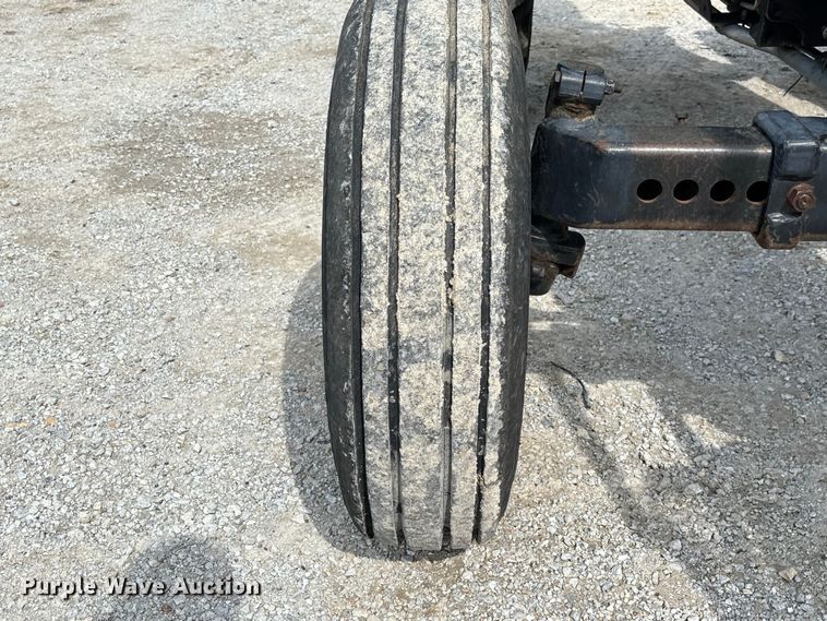 image for item DZ4540 2006 John Deere 5525 tractor