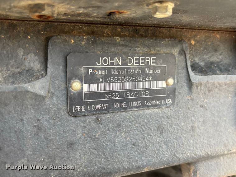 image for item DZ4540 2006 John Deere 5525 tractor