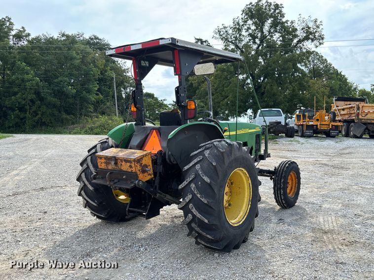 image for item DZ4541 2003 John Deere 5320 tractor