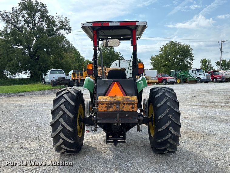 image for item DZ4541 2003 John Deere 5320 tractor