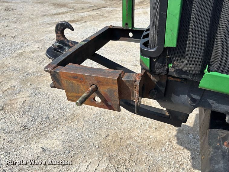 image for item DZ4541 2003 John Deere 5320 tractor