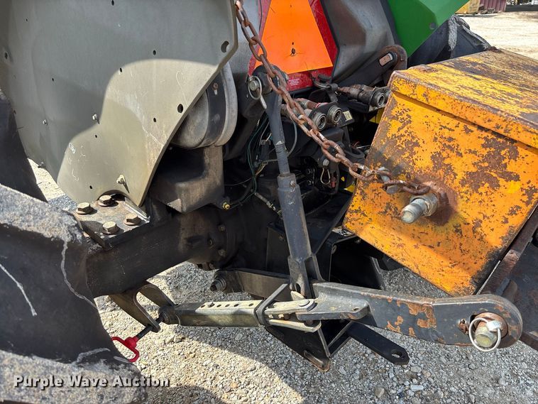 image for item DZ4541 2003 John Deere 5320 tractor