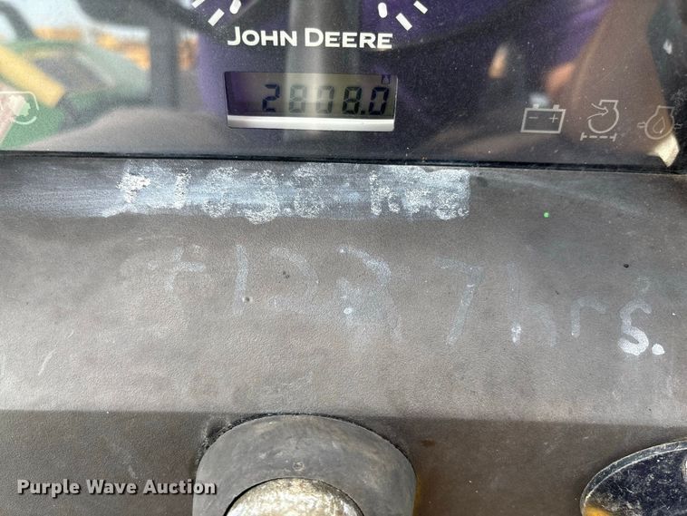 image for item DZ4541 2003 John Deere 5320 tractor