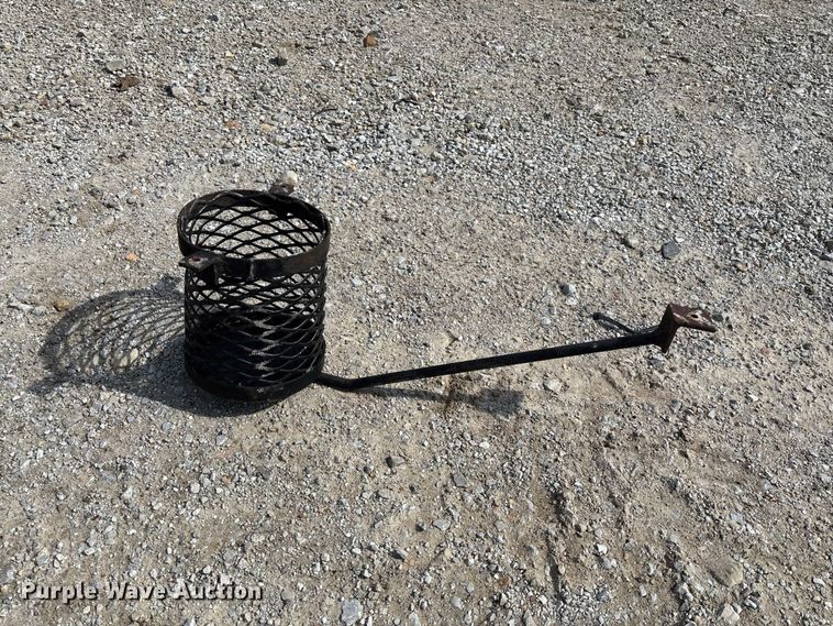 image for item DZ4541 2003 John Deere 5320 tractor