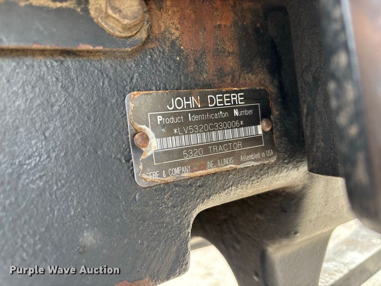 image for item DZ4541 2003 John Deere 5320 tractor