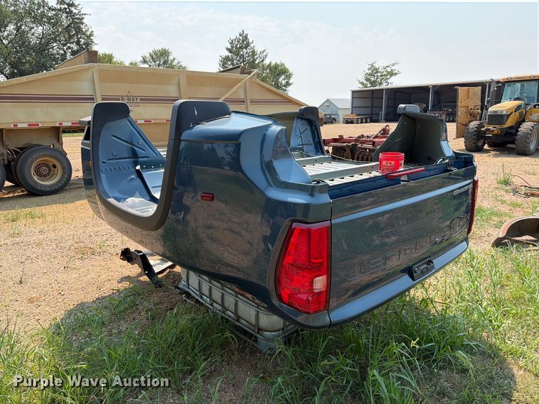 image for item EA0389 Chevrolet pickup bed