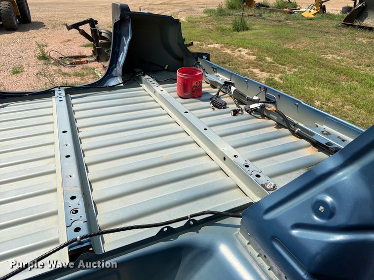 image for item EA0389 Chevrolet pickup bed