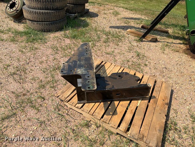 image for item EA0390 Koyker 645 loader