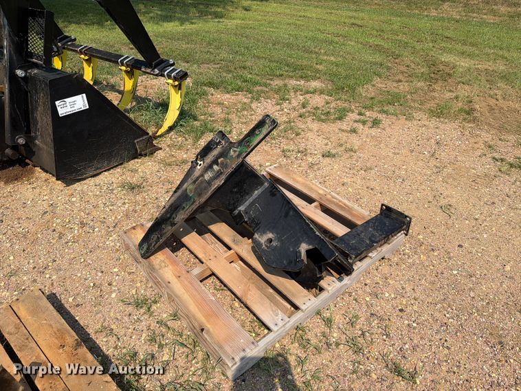 image for item EA0390 Koyker 645 loader